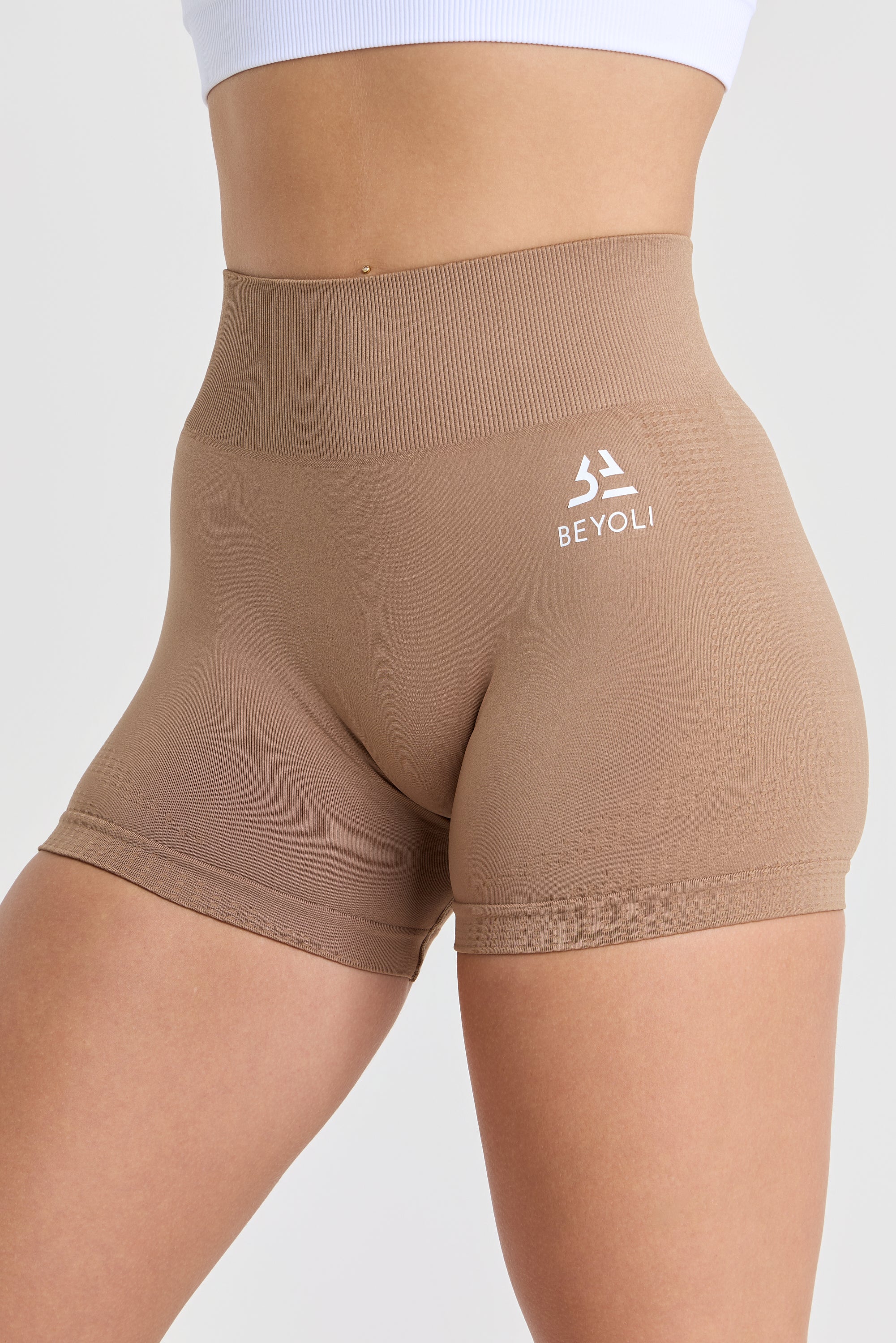 Short Seamless Beyoli